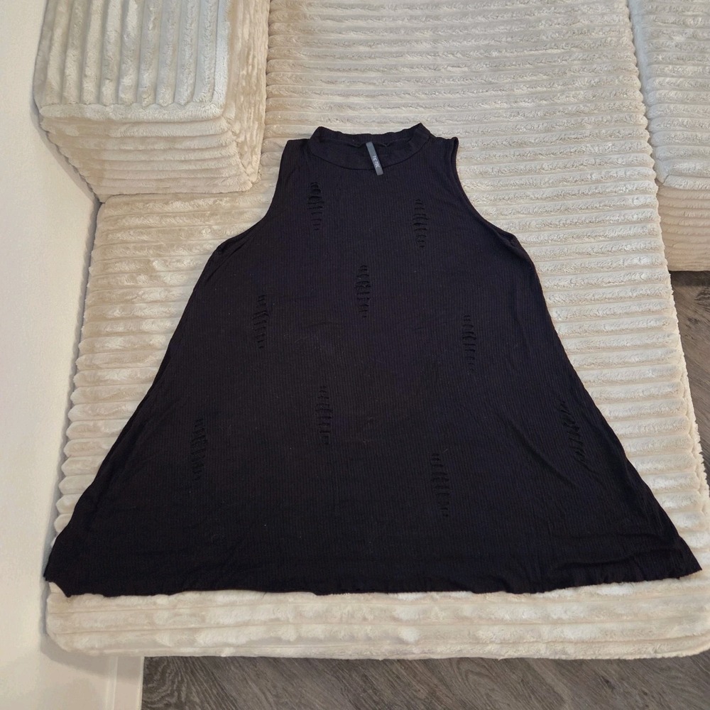 TIC TOC Black Ripped Tank Top Women's Size Large Distressed Sleeveless Ribbed